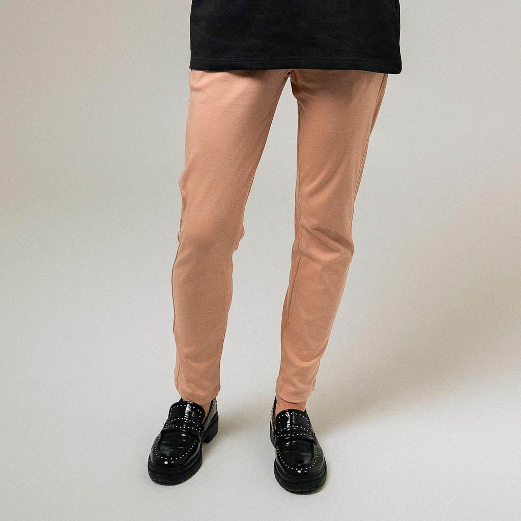 Castillo ✗ Mahogany Rosé // Chino